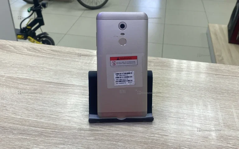 Xiaomi Redmi 5 Plus 3/32 ГБ