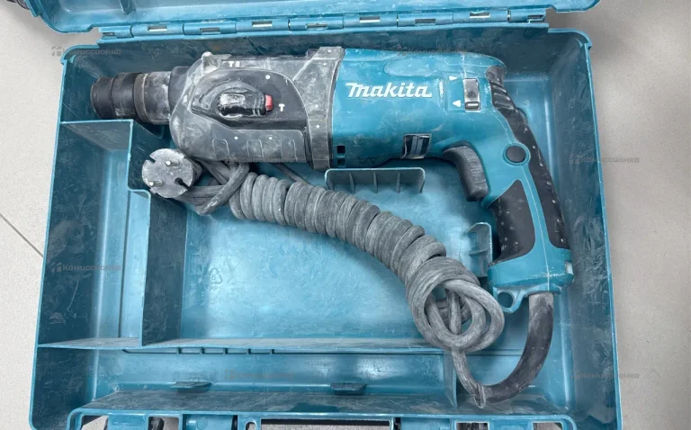 Перфоратор Makita HR2470 2023г.
