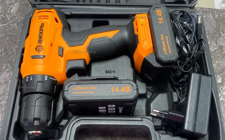 Шуруповерт ВИХРЬ ДА-14Л-2КА