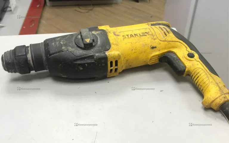 Перфоратор Stanley SHR243