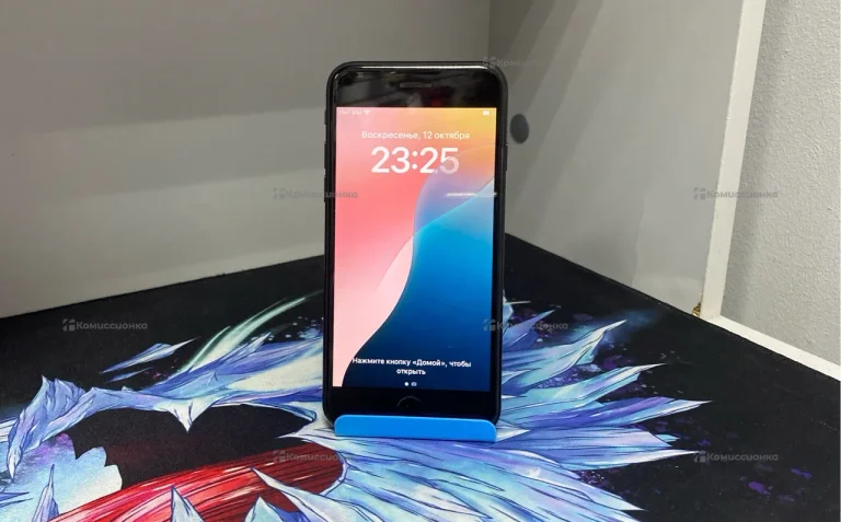 Apple iPhone SE (2022) 4/128 ГБ