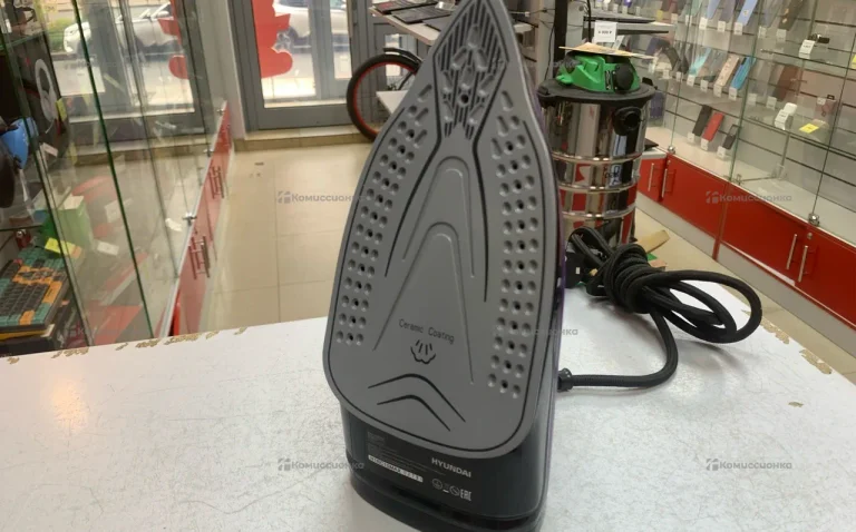 Утюг Hyundai