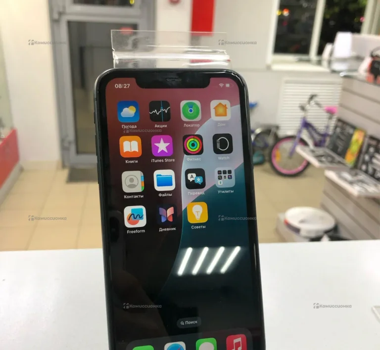 Apple iPhone 11 4/64 ГБ