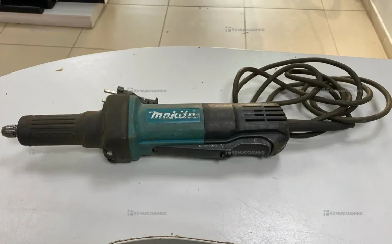 Прямая шлифмашина makita GD0600