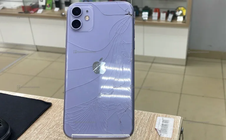 Apple iPhone 11 4/64 ГБ