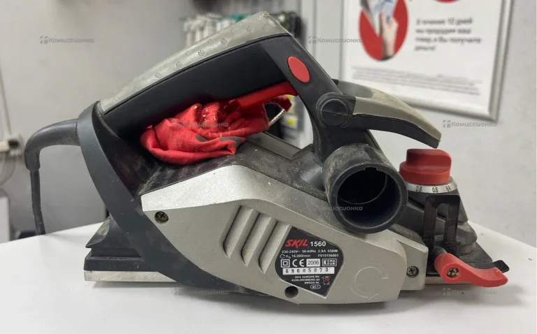 Электрорубанок Skil 1560 650W