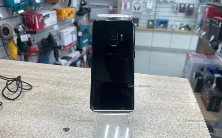 Samsung Galaxy S9 4/64 ГБ