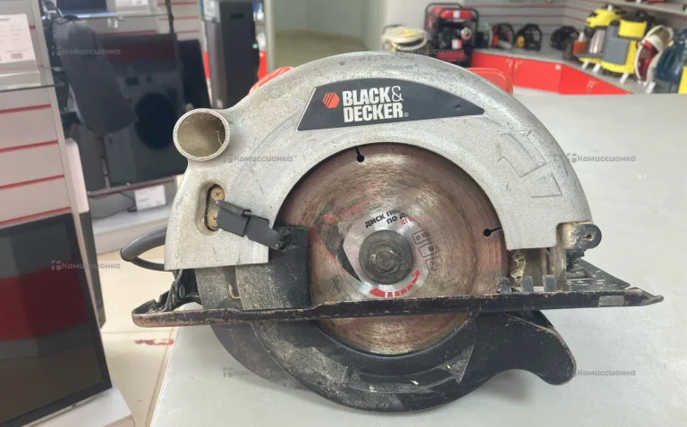 Циркулярная пила BLACK DECKER CD601