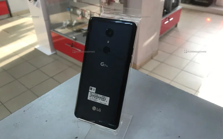LG G7 Fit 4/32 ГБ