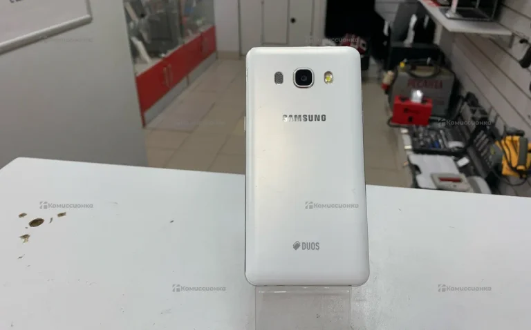 Samsung  Galaxy J5 (2016) SM-J510F/DS 2/16 ГБ