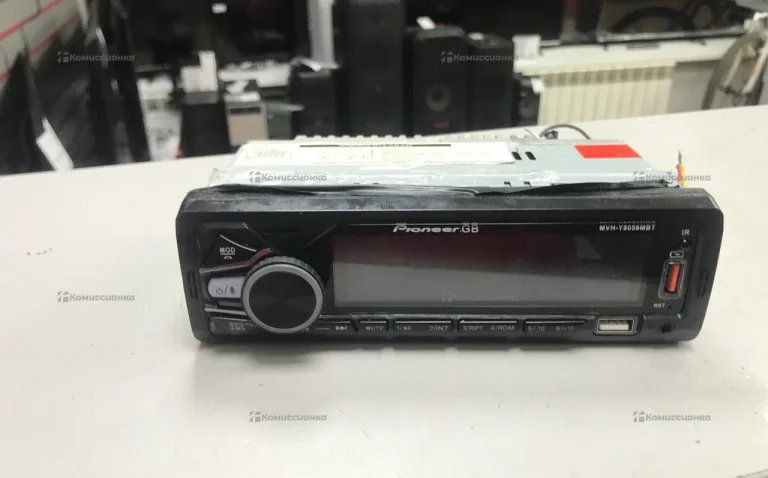 Автомагнитола  Pioner DC 12v