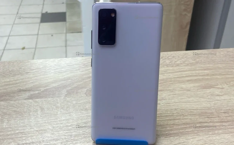 Samsung Galaxy S20 FE 6/128 ГБ