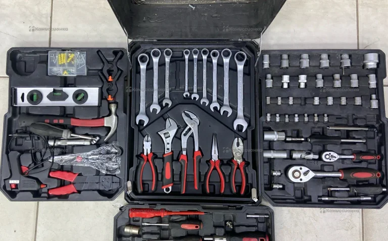 чемодан инструментов krafttechnik