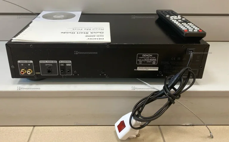 CD проигрыватель Denon DCD-600NE