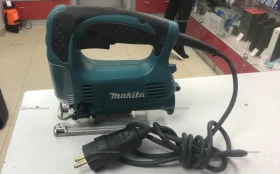 Электро  лобзик Makita 4329