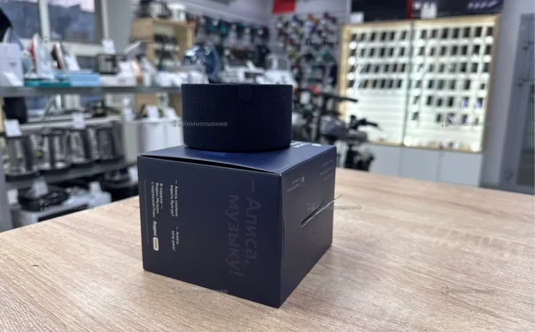 Яндекс станция мини с часами