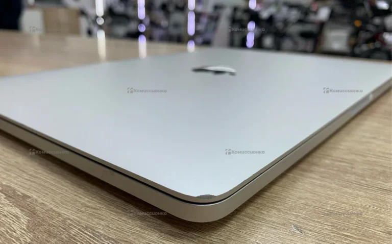 Ноутбук  MacBook Pro 13 2019
