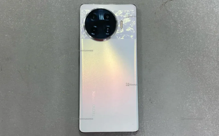 Tecno Spark 20 Pro+ 8/256 ГБ