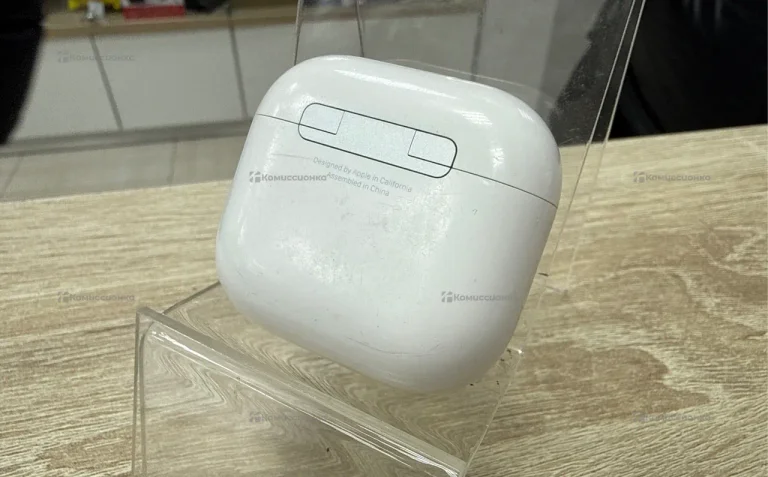 Наушники  AirPods 4