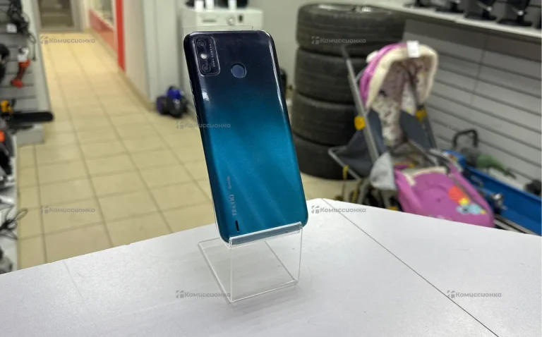 Tecno Spark 6 Go 2/32 ГБ