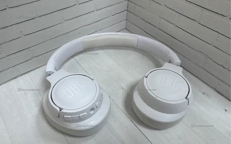 Наушники  JBL
