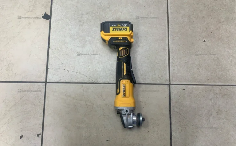 УШМ аккумуляторная Dewalt реплика