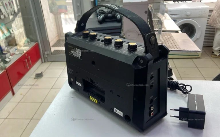 Комбо усилитель Roland mobile AC