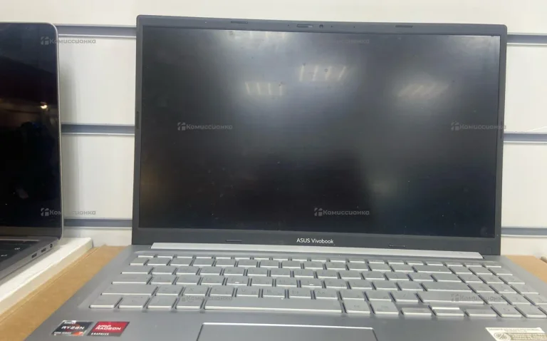 Ноутбук ASUS Vivobook (M1502YA