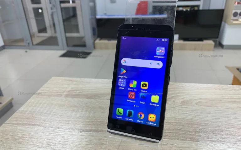 Lenovo A2016a40 1/8 ГБ