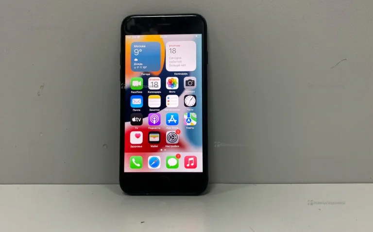 Apple iPhone 7 2/32 ГБ