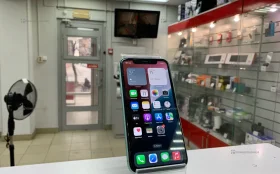 Apple iPhone 11 4/128 ГБ