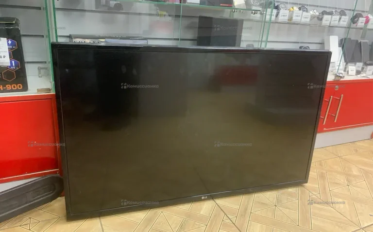 Телевизор LG 43LH570V