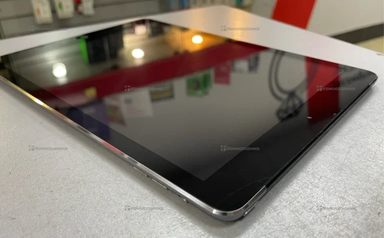 Планшет Apple iPad Air 32Gb Wi-Fi + Cellular