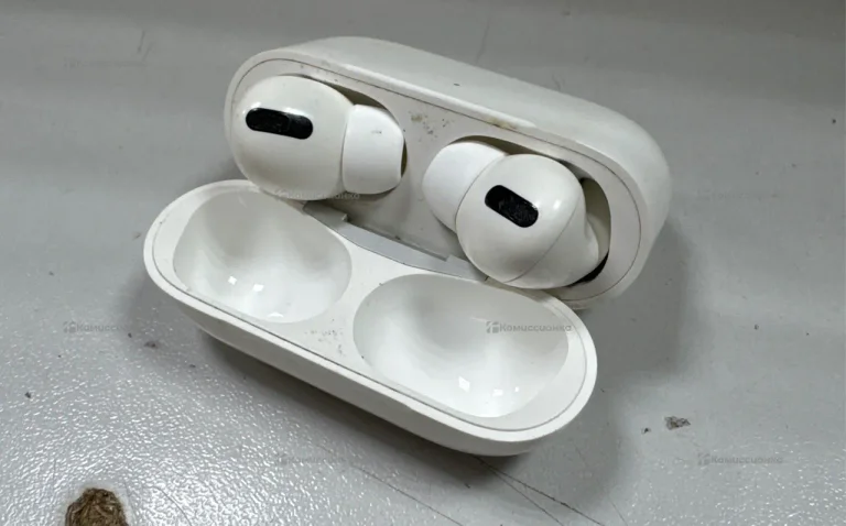 Наушники  Apple AirPods Pro