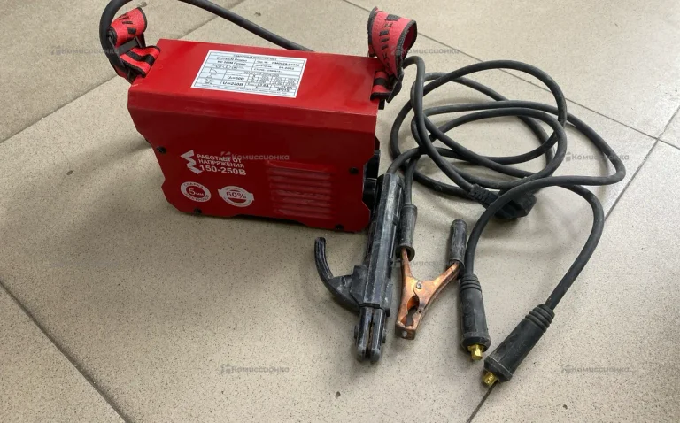 Сварочный аппарат ELITECH ИС200М промо