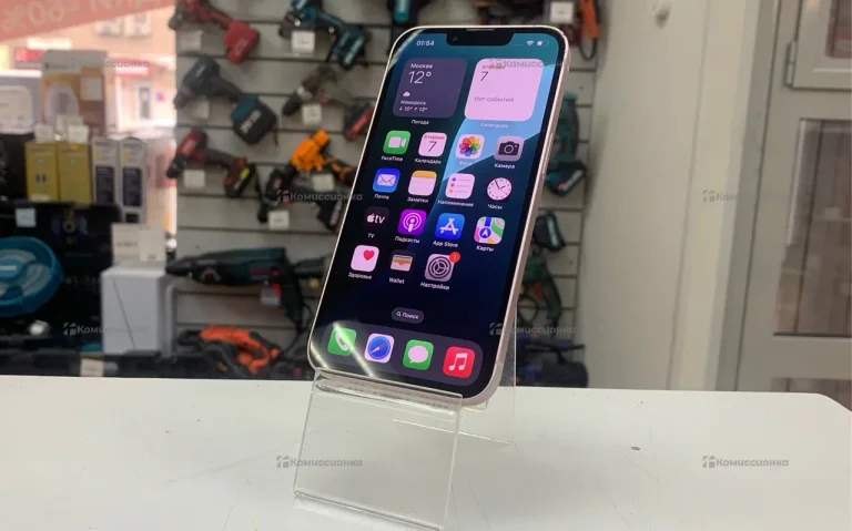 Apple iPhone 13 4/128 ГБ