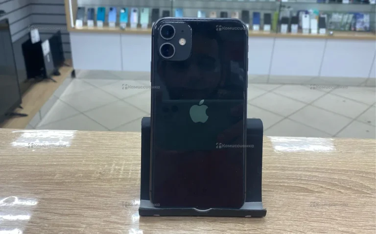 Apple iPhone 11 4/64 ГБ