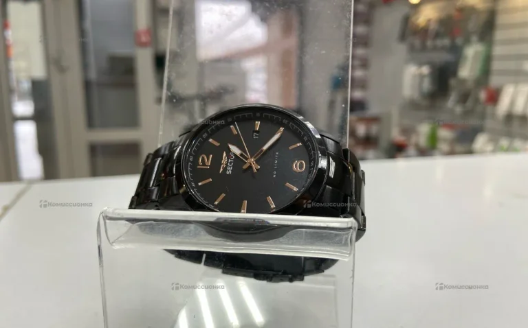 Часы  Sector no limits 660