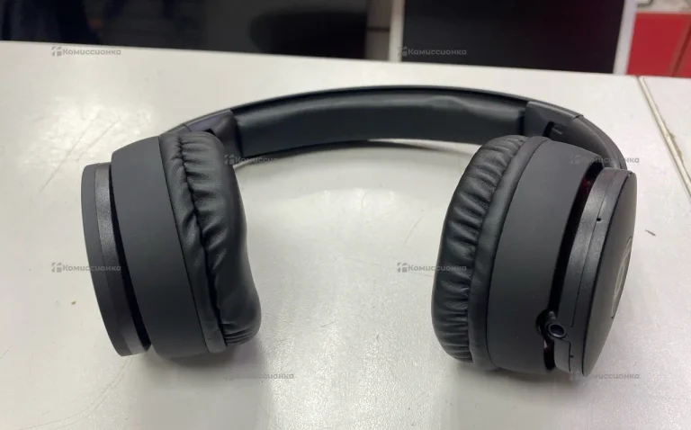 Наушники  beats solo pro