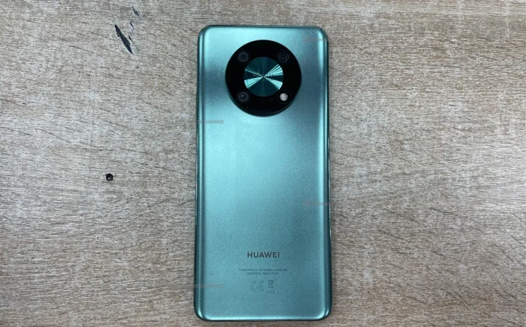 Huawei Nova Y90 4/128