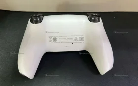 Купить Sony Геймпад для PS5 реплика б/у , в Тюмень Цена:990рублей