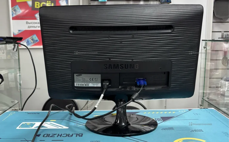Монитор Samsung SyncMaster B2230H