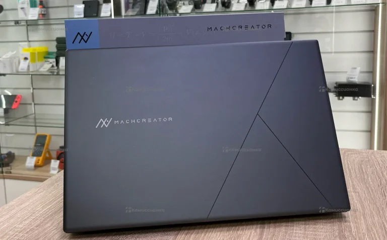 Ноутбук  machcreator Laptop One
