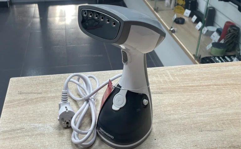 Ручной отпариватель Redmond RHS-6802