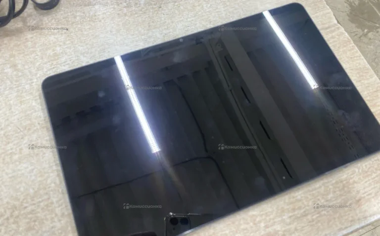 Планшет Honor Honor pad x9 4/64