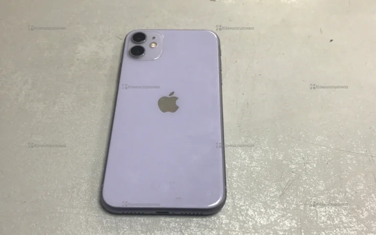 Apple iPhone 11 4/128 ГБ