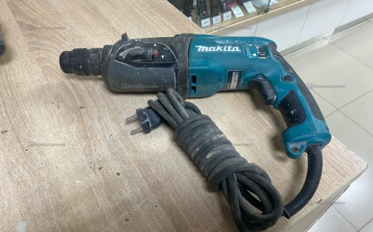 Перфоратор Makita HR2470 2023г.
