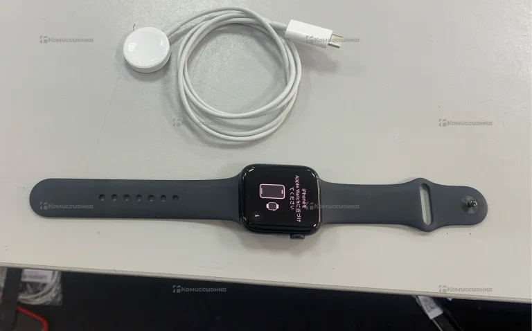 Часы Apple Watch SE 44mm 2gen