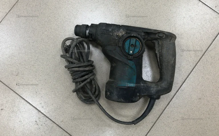 Перфоратор makita HR2810