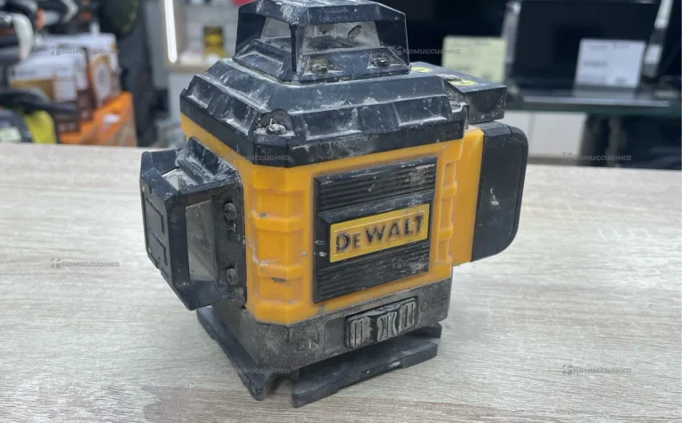 лазерный невилир dewalt